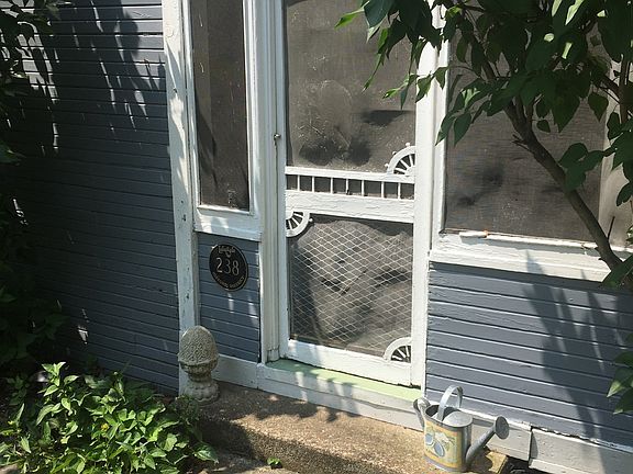 3rd image of 238 Plum Ave