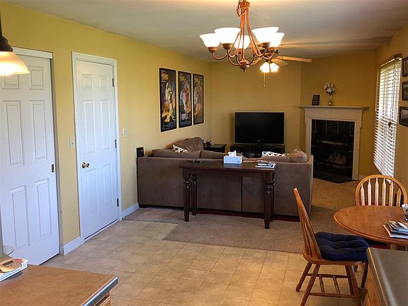 5th image of 10324 Savannah Ct