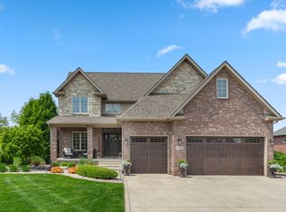 8790 Winding Trail St, John, IN 46373