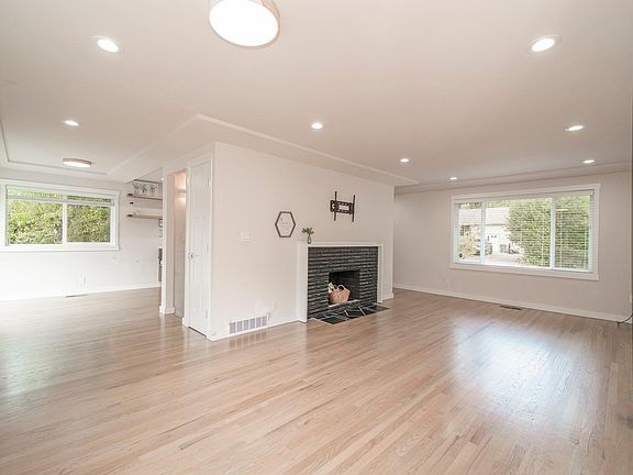 2nd image of 6612 183rd Pl SW