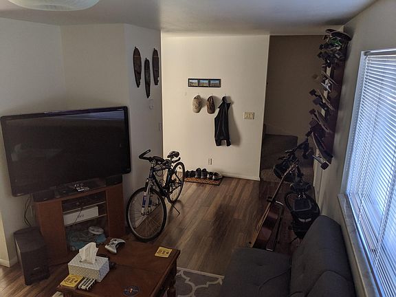 2nd image of 814 E Ashton Ave