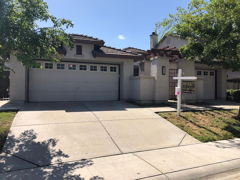 1st image of 9908 W Taron Dr