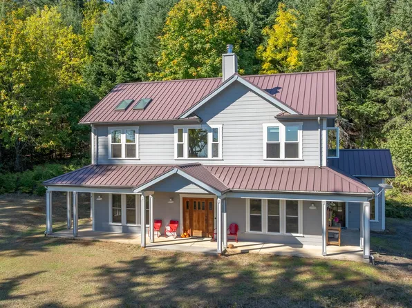 16800 NW Willis Rd, McMinnville, OR 97128