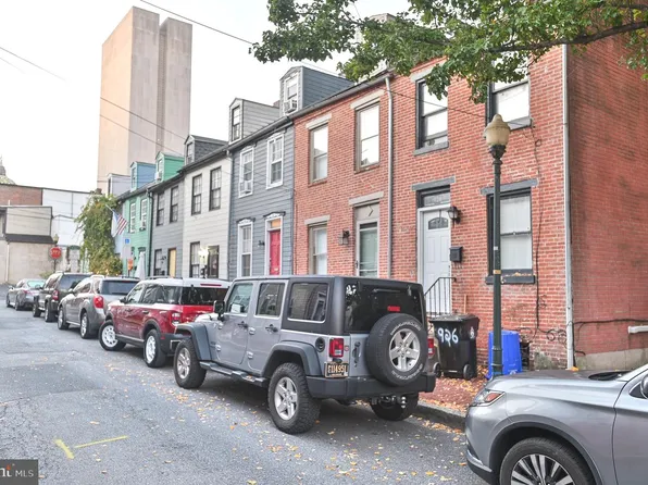 926 Grand St, Harrisburg, PA 17102