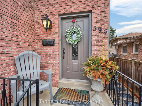 595 Beaver Ct, Milton, ON L9T 4A8