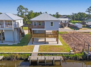 5049 Georgia St, Bay Saint Louis, MS 39520