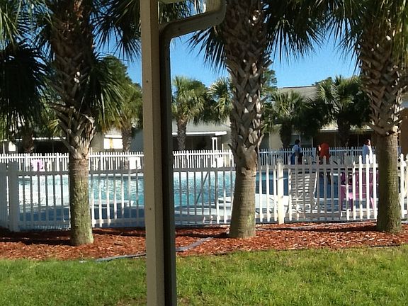 3rd image of 11821 Seashore Ln