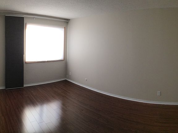 Panorama view of the master bedroom from the north wall