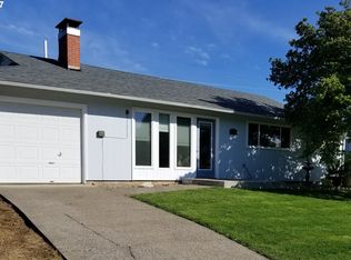 231 Oak St, Riddle, OR 97469