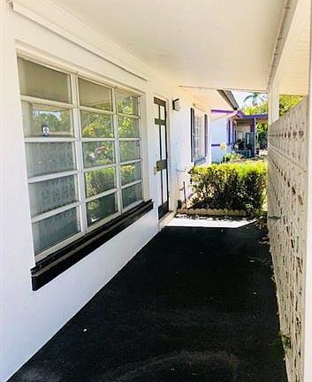 4th image of 323 Dexter Dr