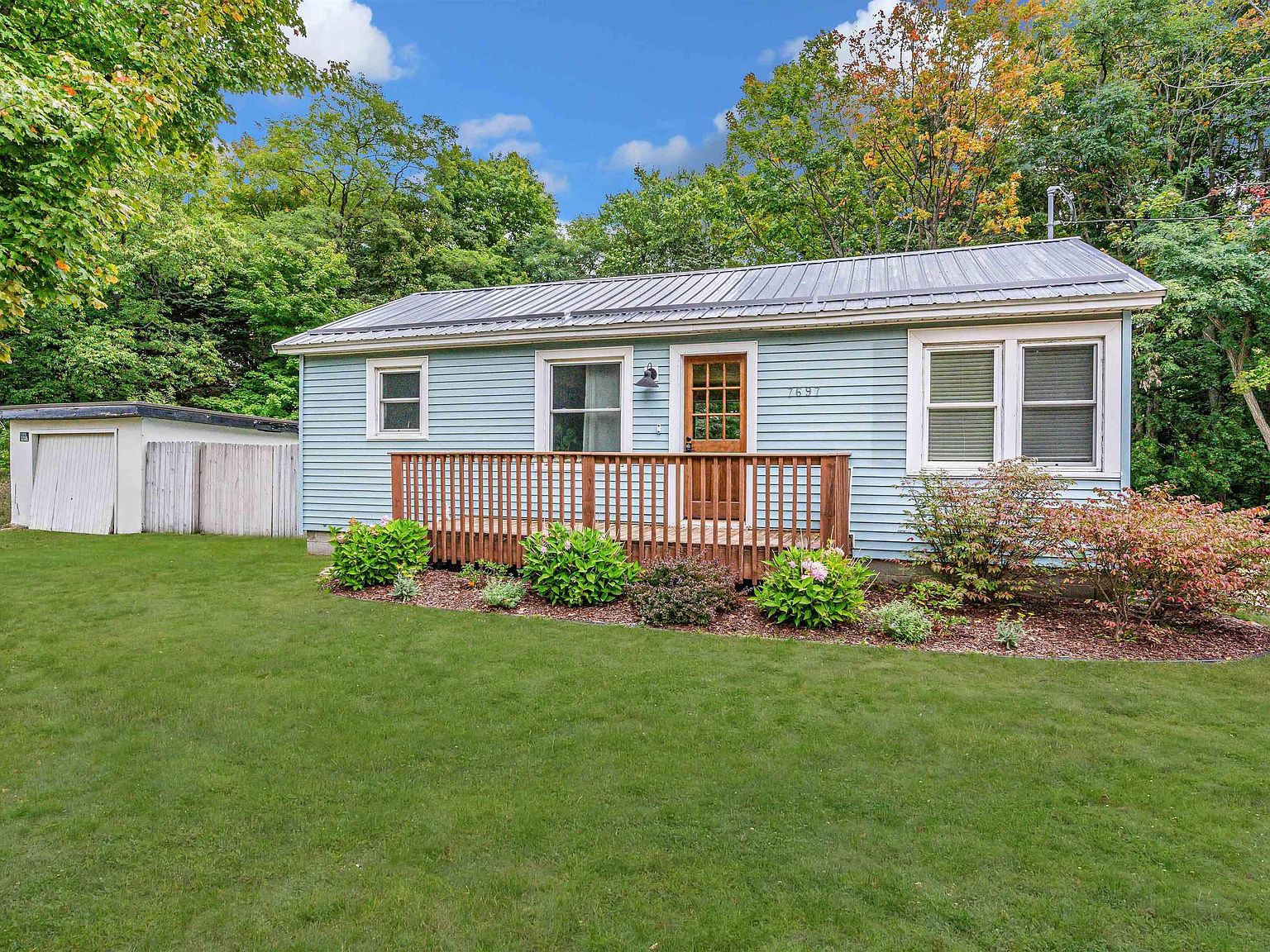 7697 Benzie Hwy, Benzonia, MI 49616 MLS 1915947 Zillow