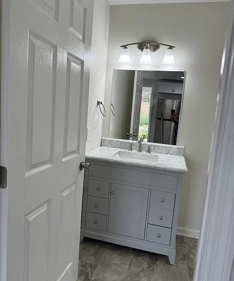 909 Foster Rd #B1 — Photo 19