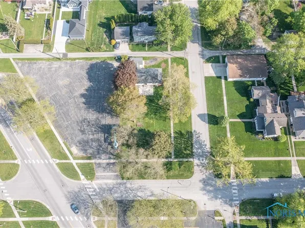 500 Sandusky St, Perrysburg, OH 43551
