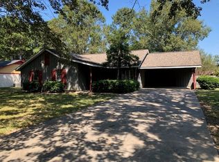 107 Meadowlark St, Greenwood, MS 38930