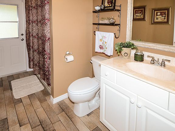 5th image of 15531 Idalia Dr