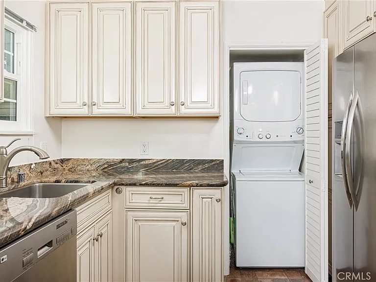 361 Cypress Dr — Photo 13