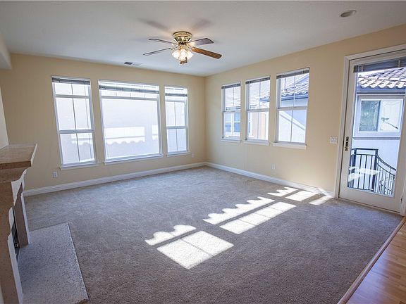 3rd image of 2889 Plaza Del Amo #108