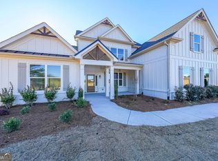 5470 Crow Dr, Cumming, GA