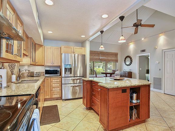 4th image of 4068 Tenita Dr
