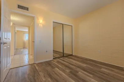 390 N Calle De Las Profetas — Photo 13