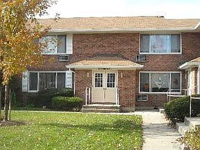 4th image of 22 Edmunton Dr APT A10