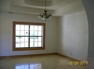 3rd image of 603 Green Meadow Dr