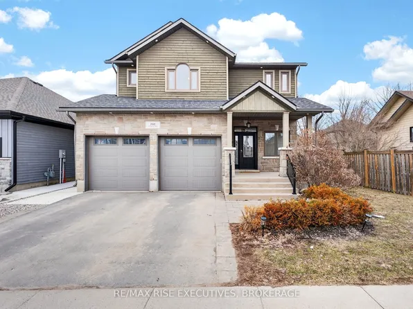 700 Stonehenge St, Kingston, ON K7P 0B2