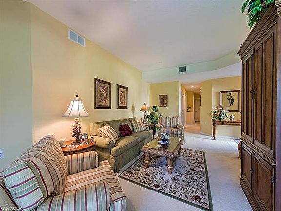 3rd image of 6832 Ascot Dr Unit 101