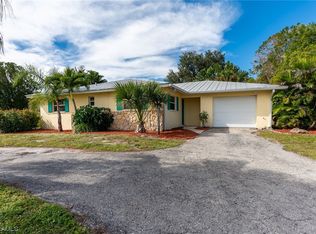 1351 Harbor View Dr, North Fort Myers, FL 33917