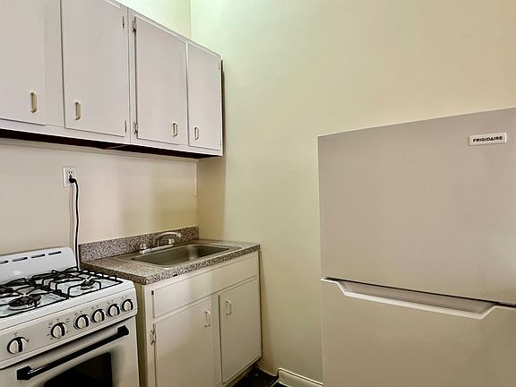 3rd image of 414 E 83rd St APT 1W