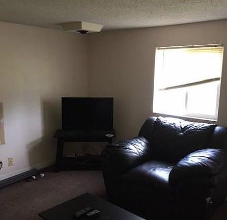 4th image of 237 W Twain Ave