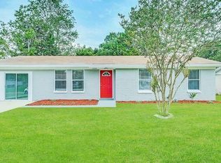 2380 Sharon Lake Dr, Jacksonville, FL 32210