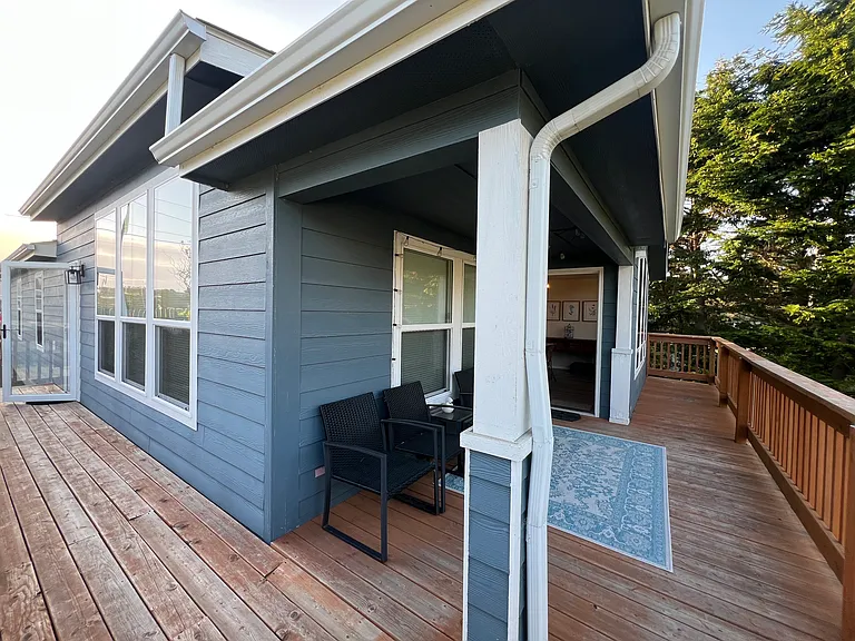 2242 Highway 101 N — Photo 5