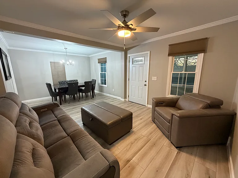 156 E Henrietta Rd — Photo 5
