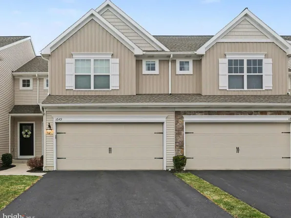 1649 Haralson Dr, Mechanicsburg, PA 17055