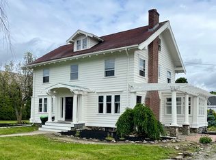 888 Great Plain Ave, Needham, MA 02492