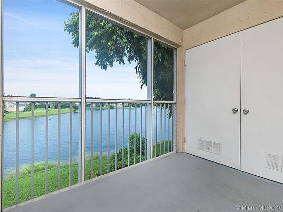 3rd image of 10015 NW 46th St #2014