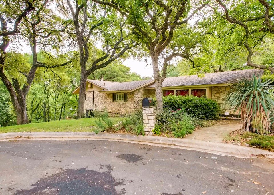 1st image of 120 Quail Creek Dr