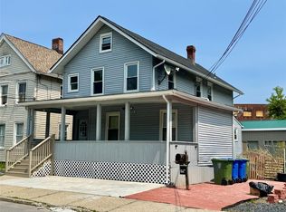 34 Smith St, Middletown, NY 10940