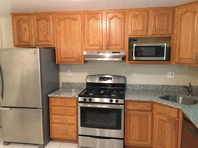 8505 Pleasant Plains Rd — Photo 7