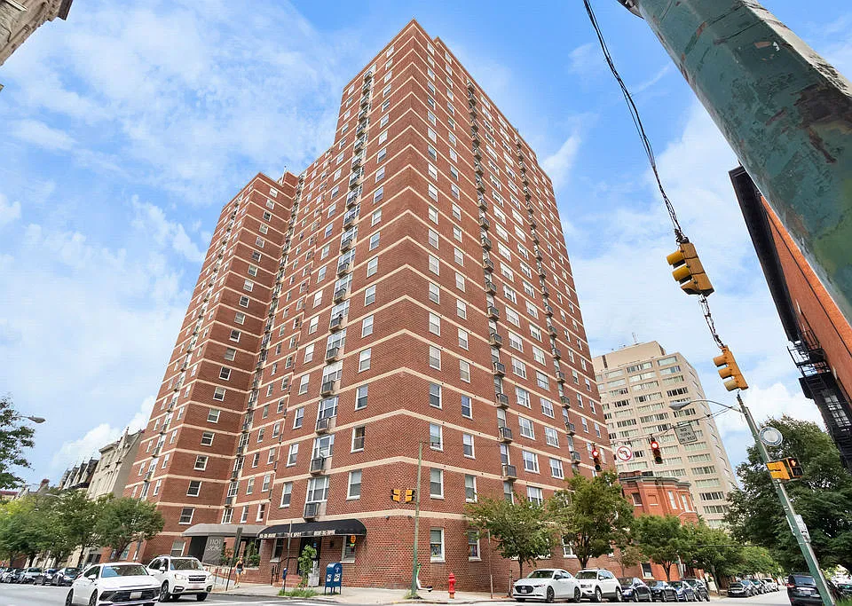 1101 Saint Paul St #207