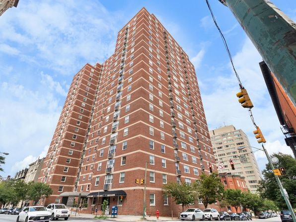 1101 Saint Paul St UNIT 207