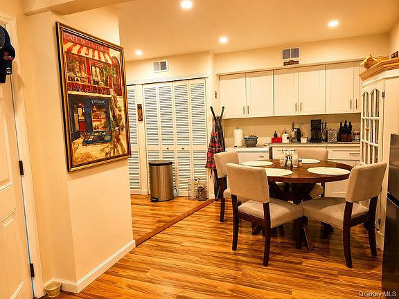 5th image of 141 Feller Drive #141