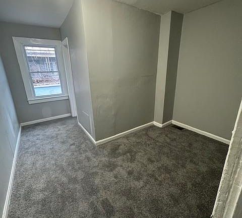 5th image of 424 Cambria St