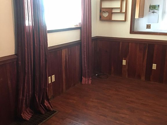 2nd image of 355 College Ave #B