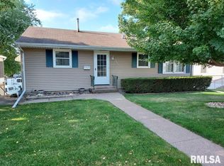 1645 W 35th St, Davenport, IA 52806
