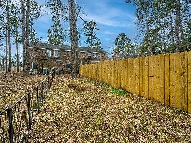 306 Crestview Dr #C — Photo 18