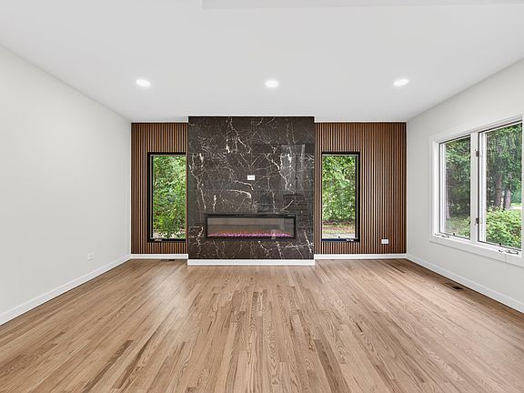 4th image of 33 Valewood Rd