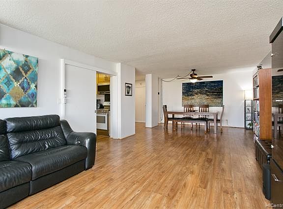 2nd image of 920 Ward Ave APT 9G
