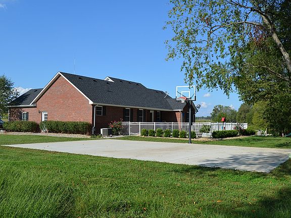 2nd image of 46 Village Dr